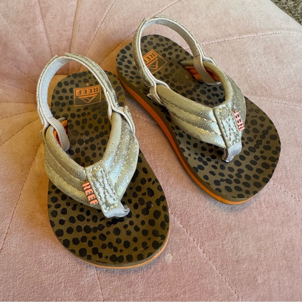 Reef Kids Sandals - gold and cheetah